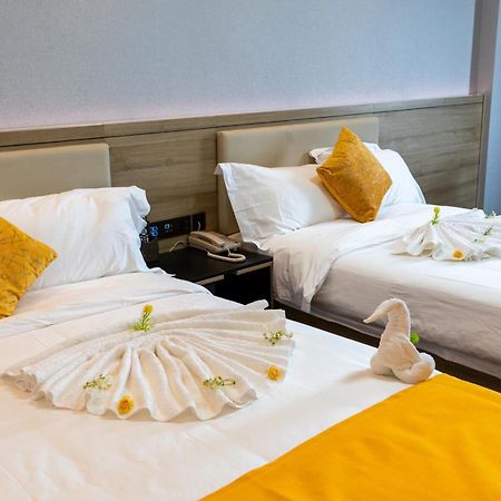 G.C Royal Hotel アクラ 部屋 写真